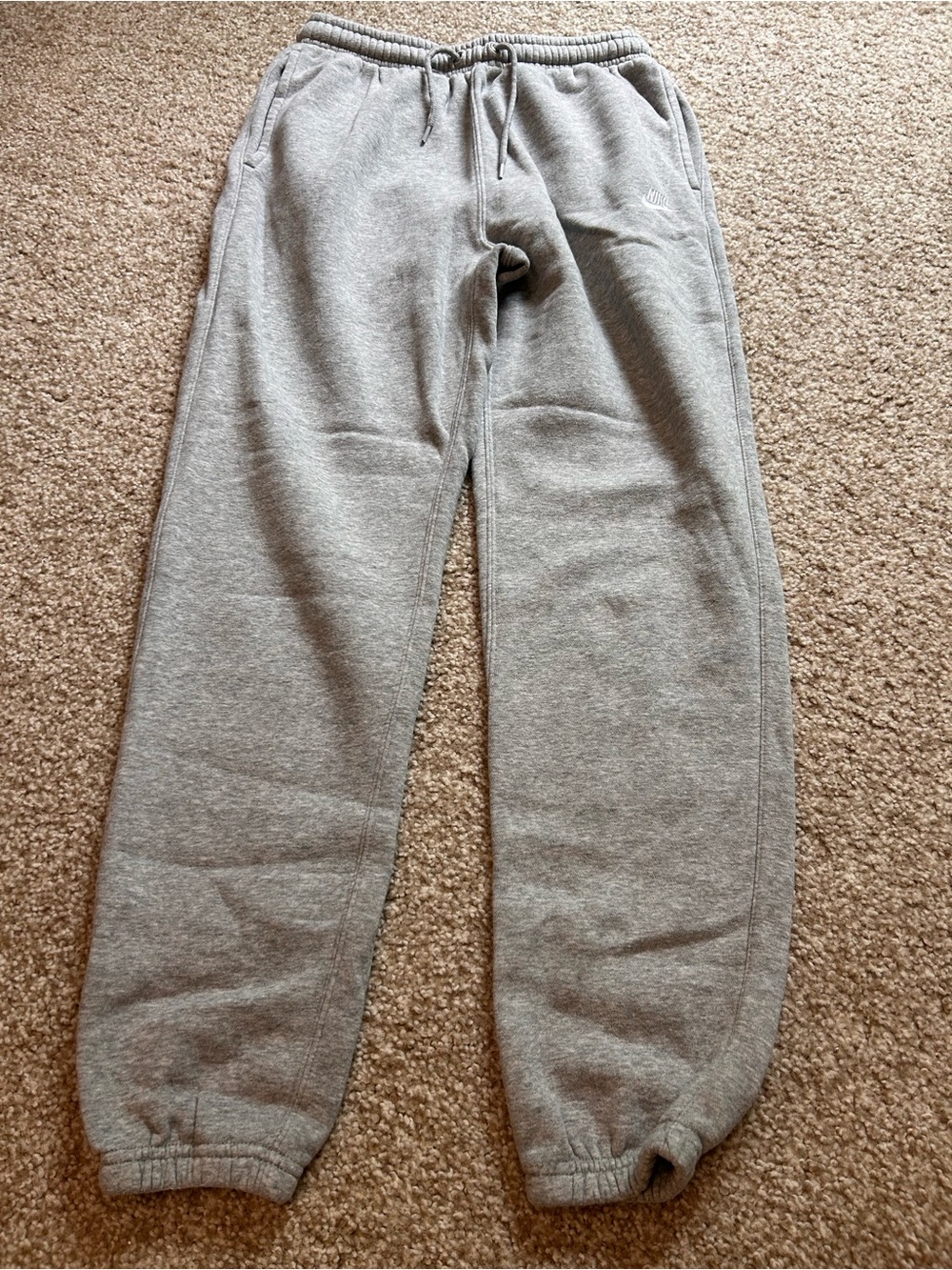 Nike Gray Men's Fleece Joggers - Light Gray Sweatpants